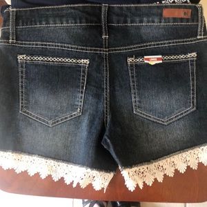 LEI lace trimmed denim shorts